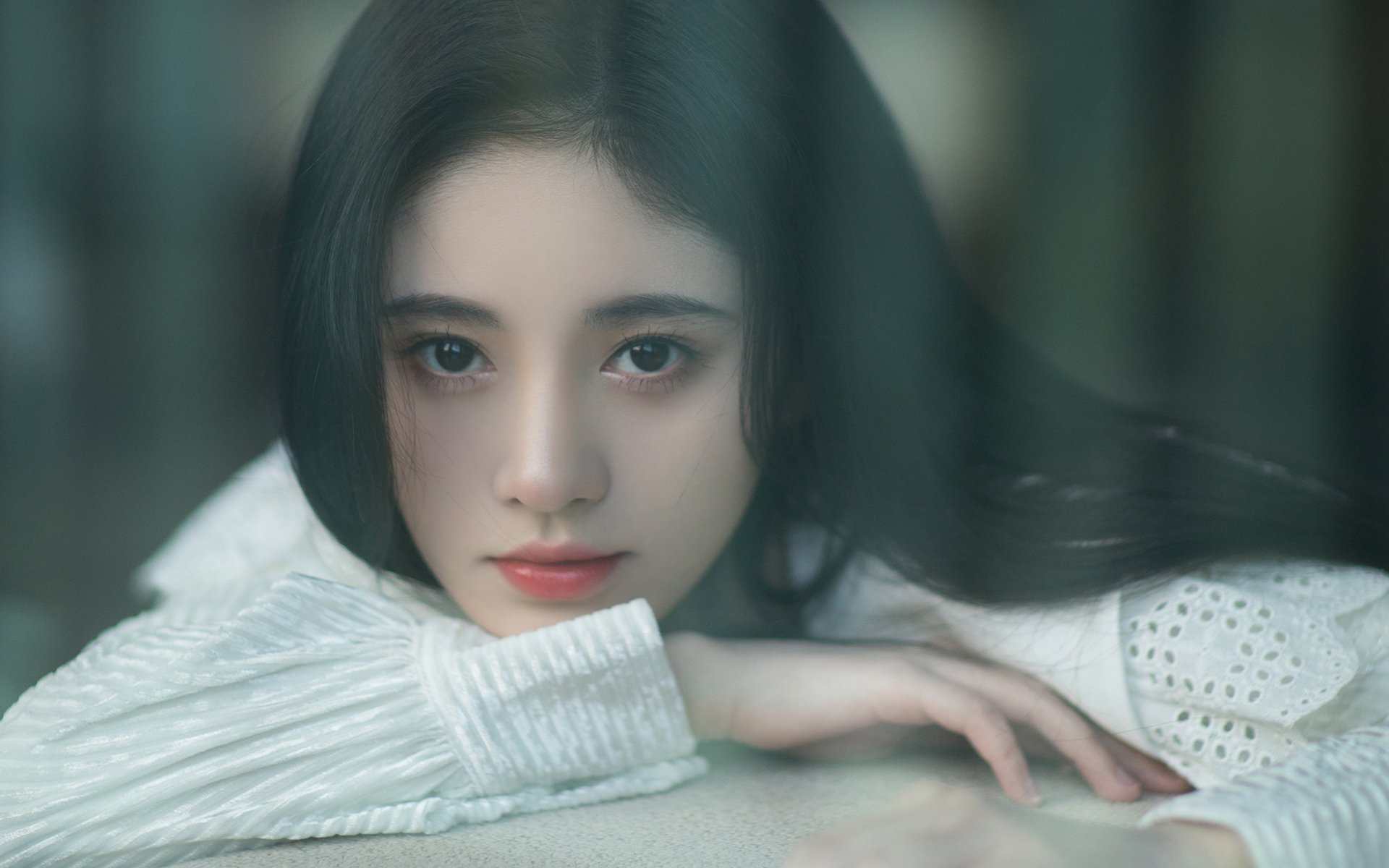 暗夜之王,马丁内利导演的塞维利亚绝境狂欢