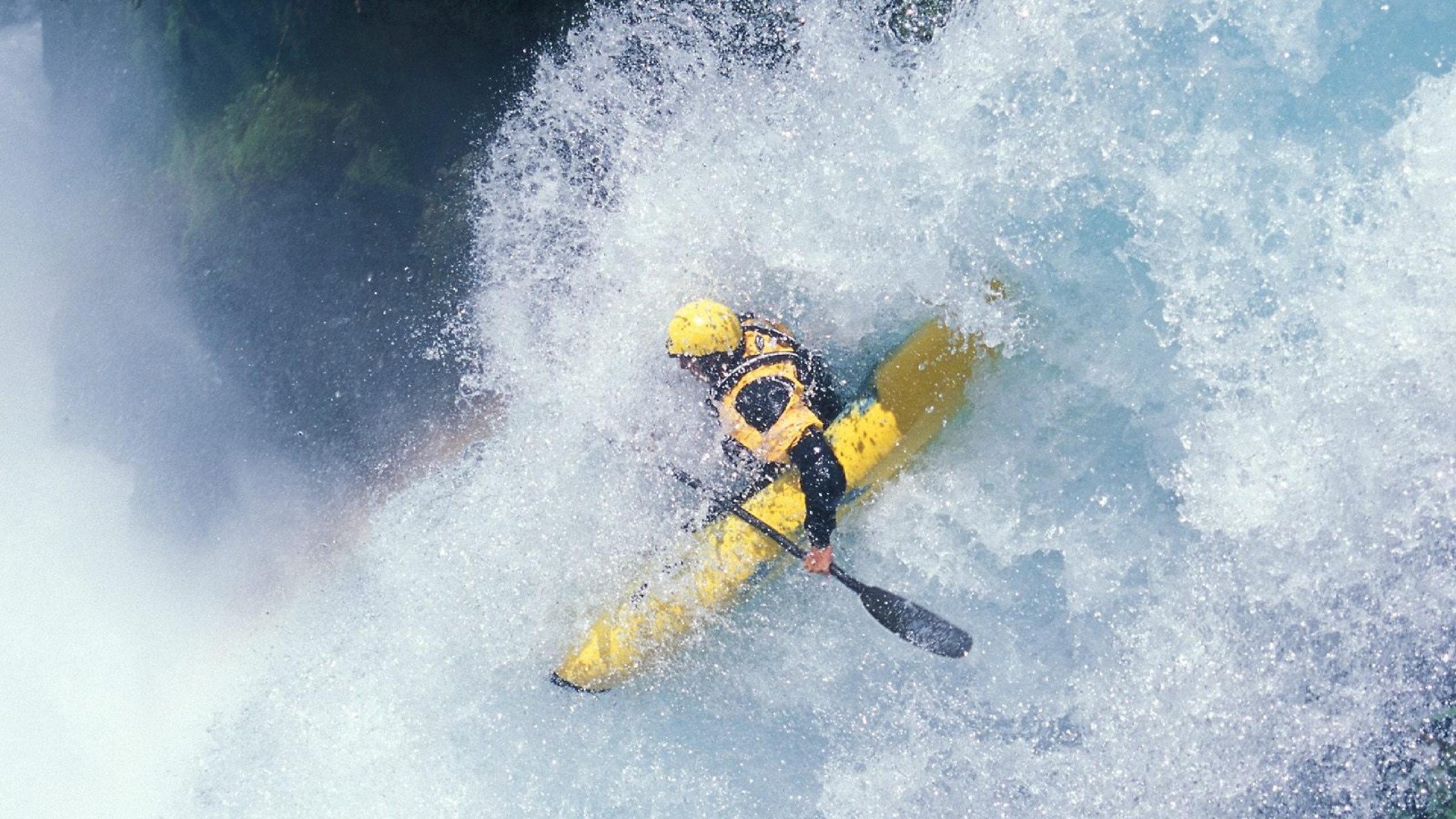 双城一夜，两种传奇，当独行侠的星光遇上欧冠的刀刃