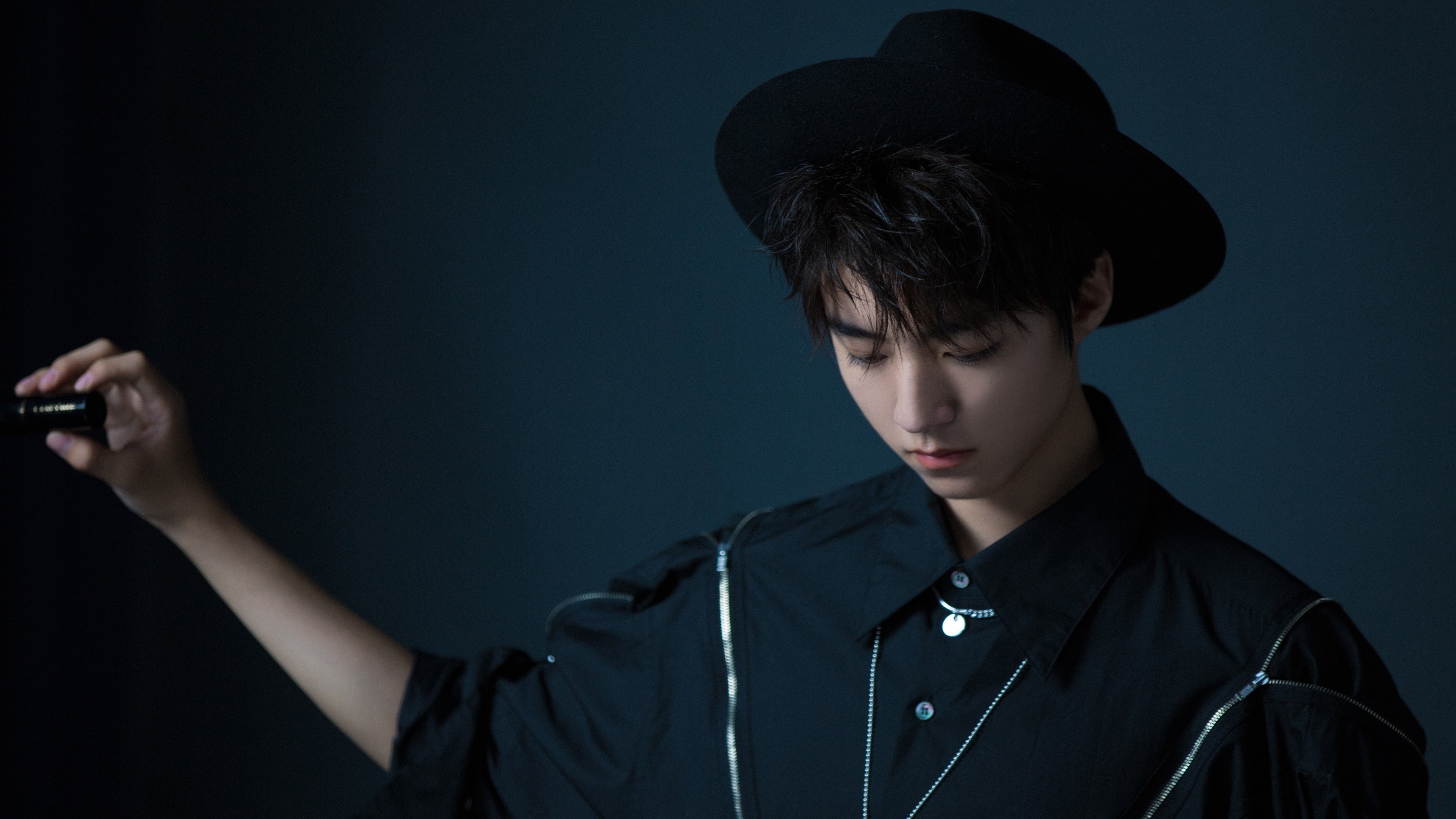 厄德高攻防转换铸就经典，巴萨补时绝杀沙特霸主