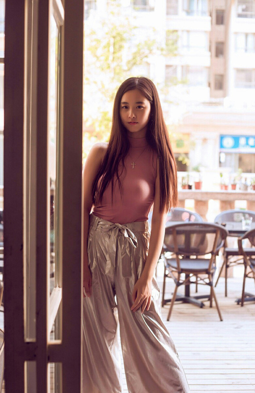 当利拉德时钟指向终场哨响，北京队的战术板写满东方智慧